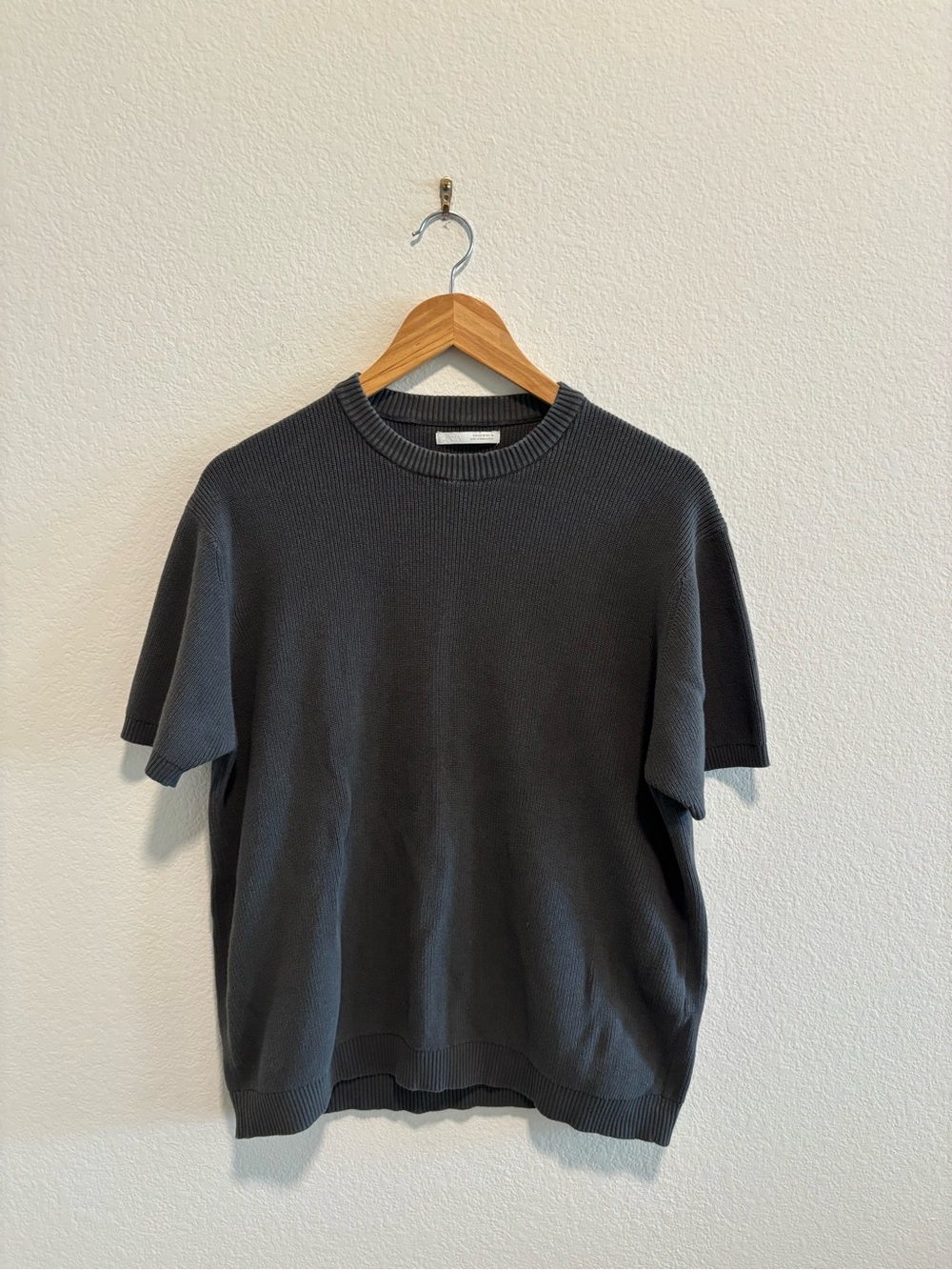 Zara Mens Dark Charcoal Knit Short-Sleeve Sweater